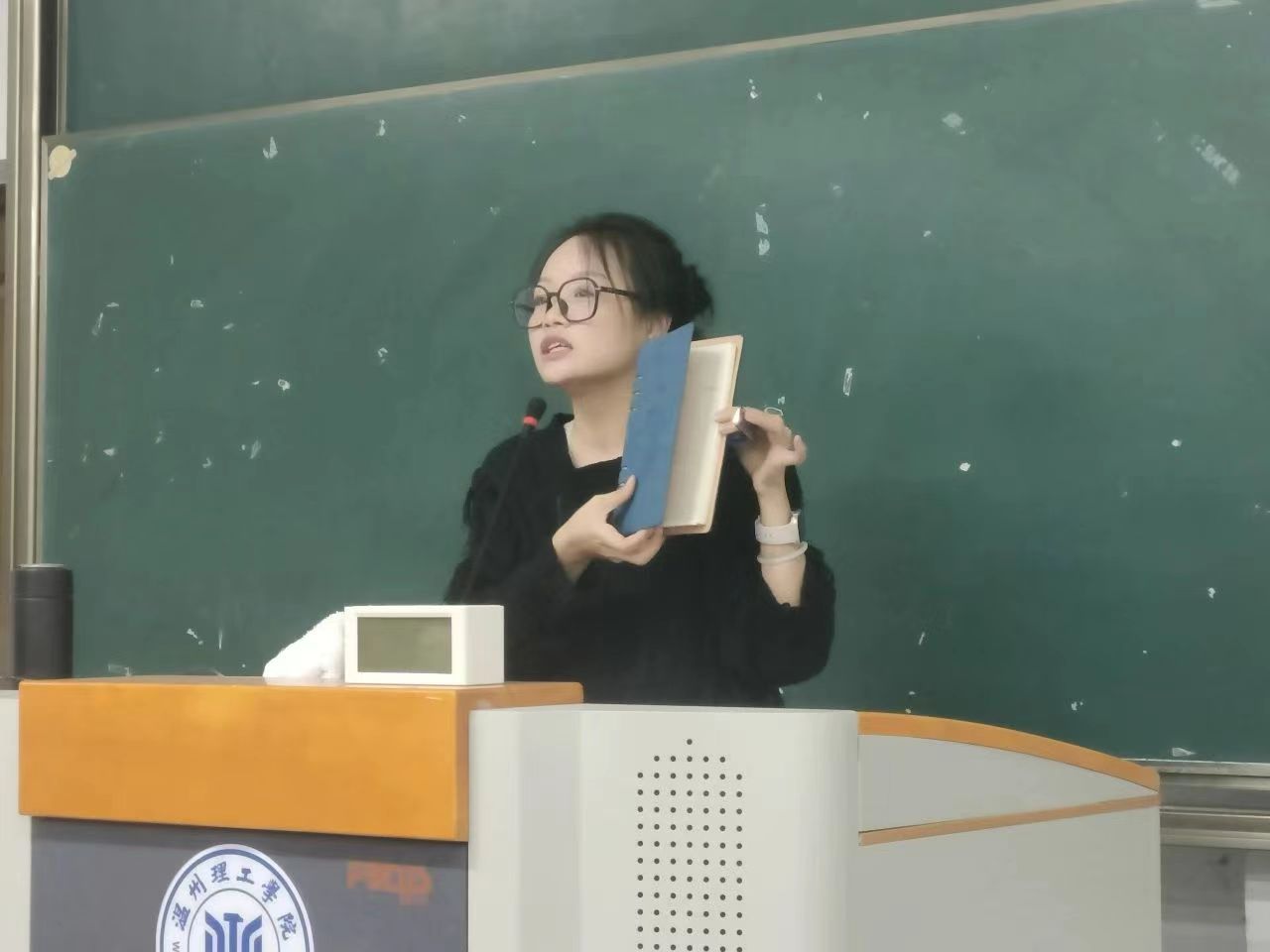 研1.jpg