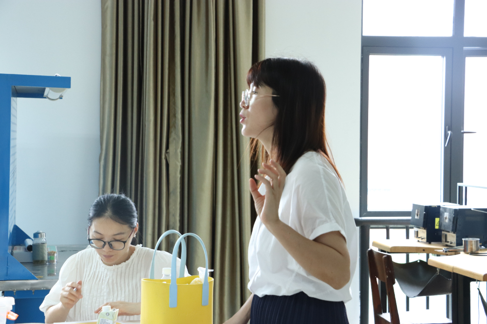 朱娜妮.JPG